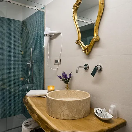 Tiro A Volo Hotel