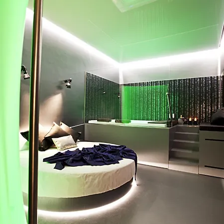 Tiro A Volo Hotel